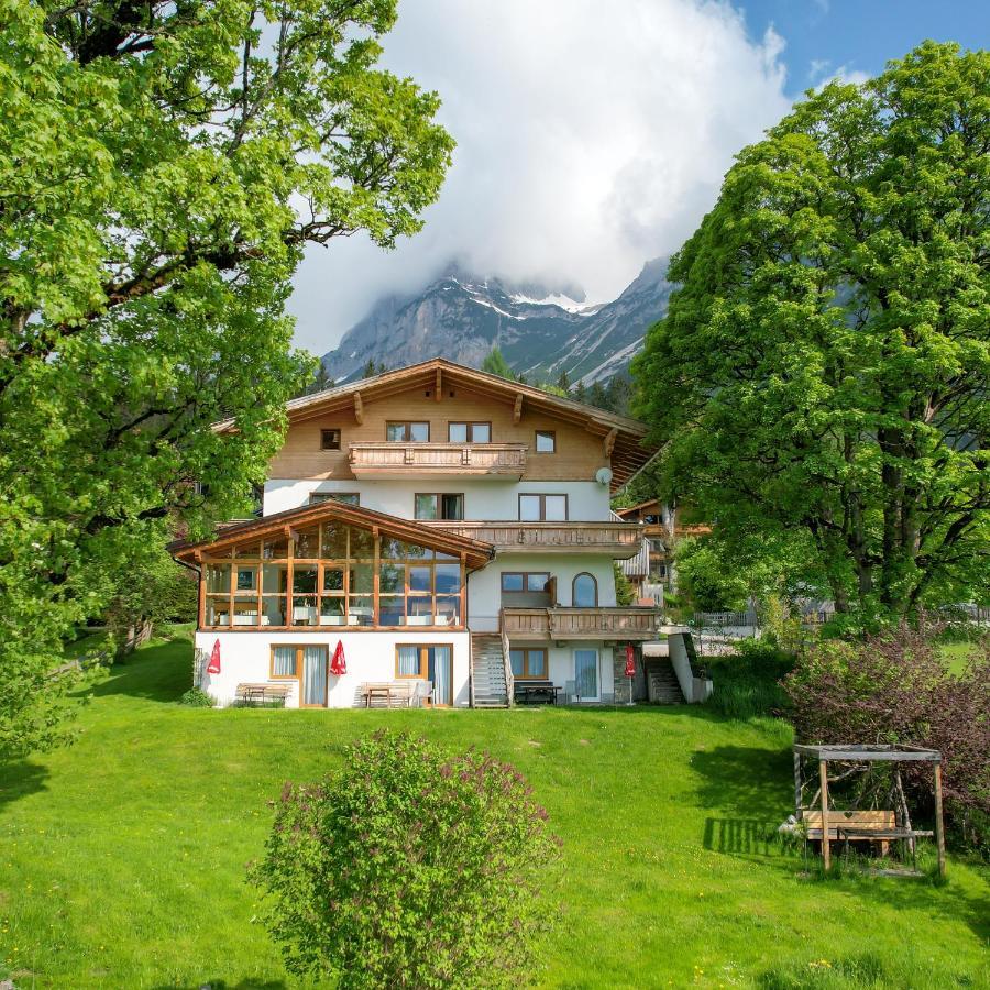 Pension Hofweyer Ramsau am Dachstein Exterior photo